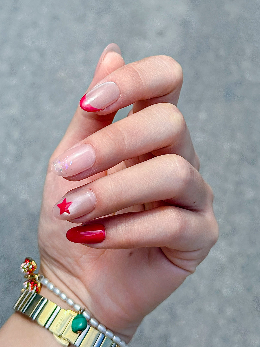 Étoile press-on nails — styled lifestyle shot