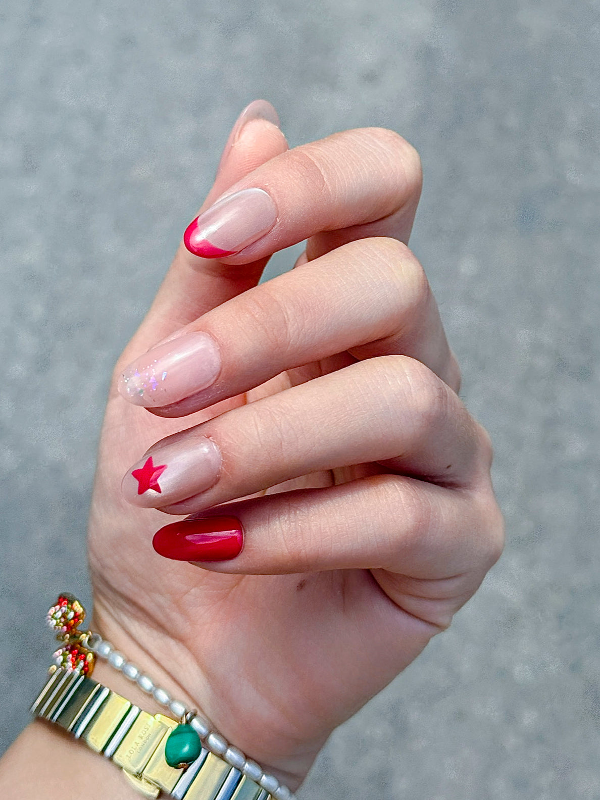 Étoile press-on nails — styled lifestyle shot