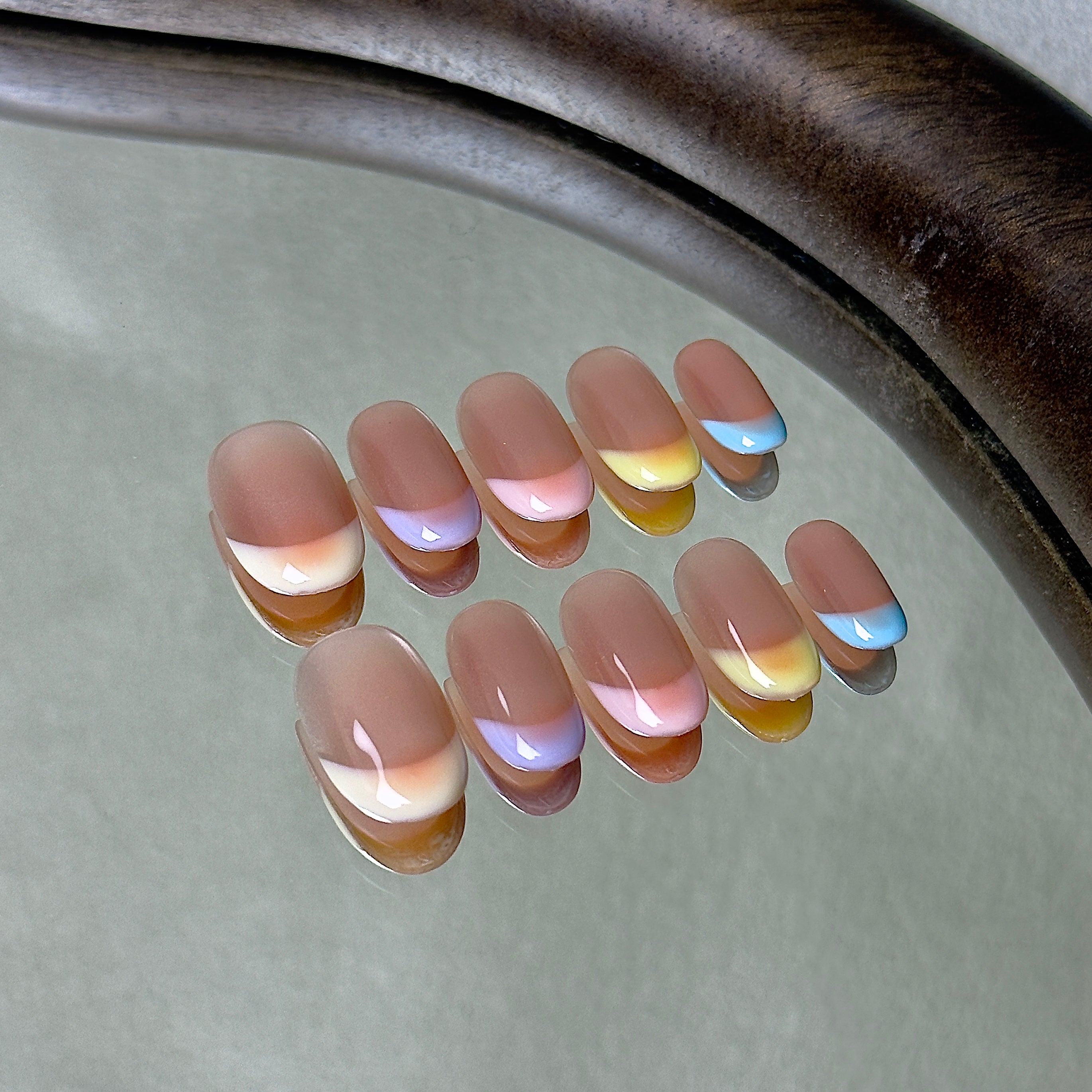 Aquarelle press-on nail set displayed flat