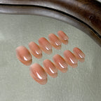 Doré press-on nail set displayed flat